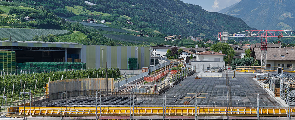 Extension D'un Centre Commercial À Lagundo, Bolzano