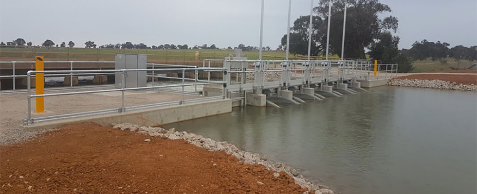 Canal principal de Berrigan en Nueva Gales del Sur