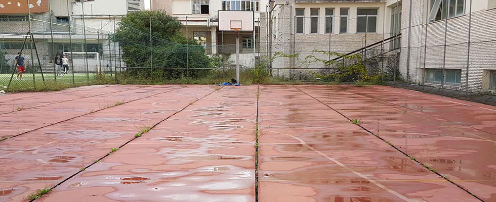 Restoration of a multisport court in a school in Rome