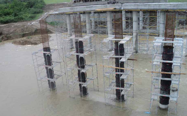 Creation of concrete columns in water - Geotub