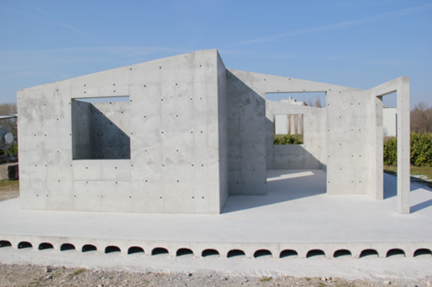 Concrete house made with Geohouse method